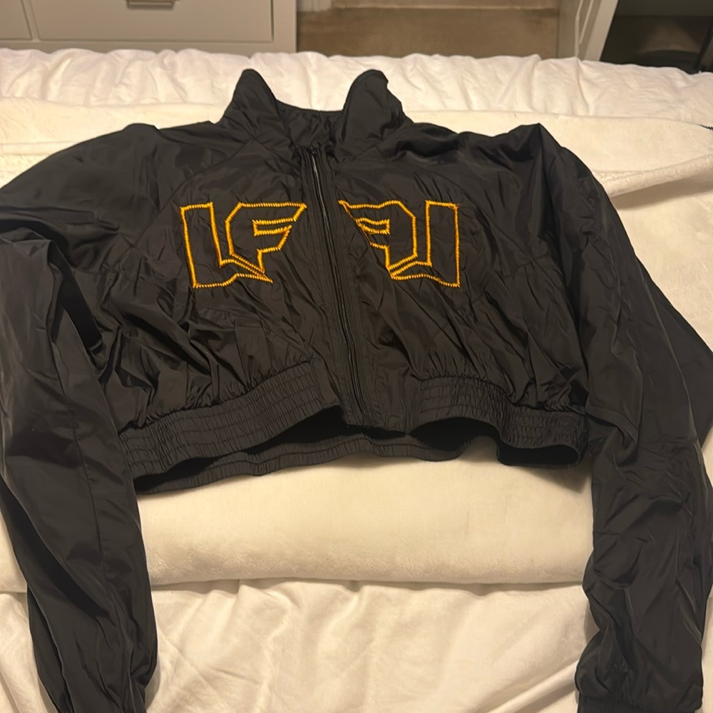 LF cropped bomber coat